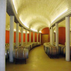 Bodegas Alfonso García Hernando interior de bodega de vinos